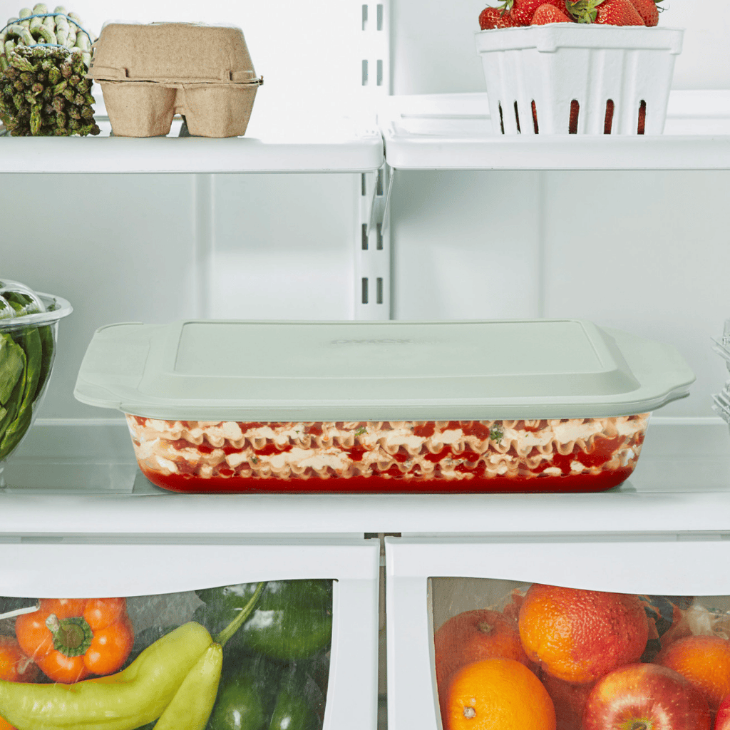 Pyrex® Deep 9 x 13" Rectangular Glass Baking Dish with Sage Green Lid