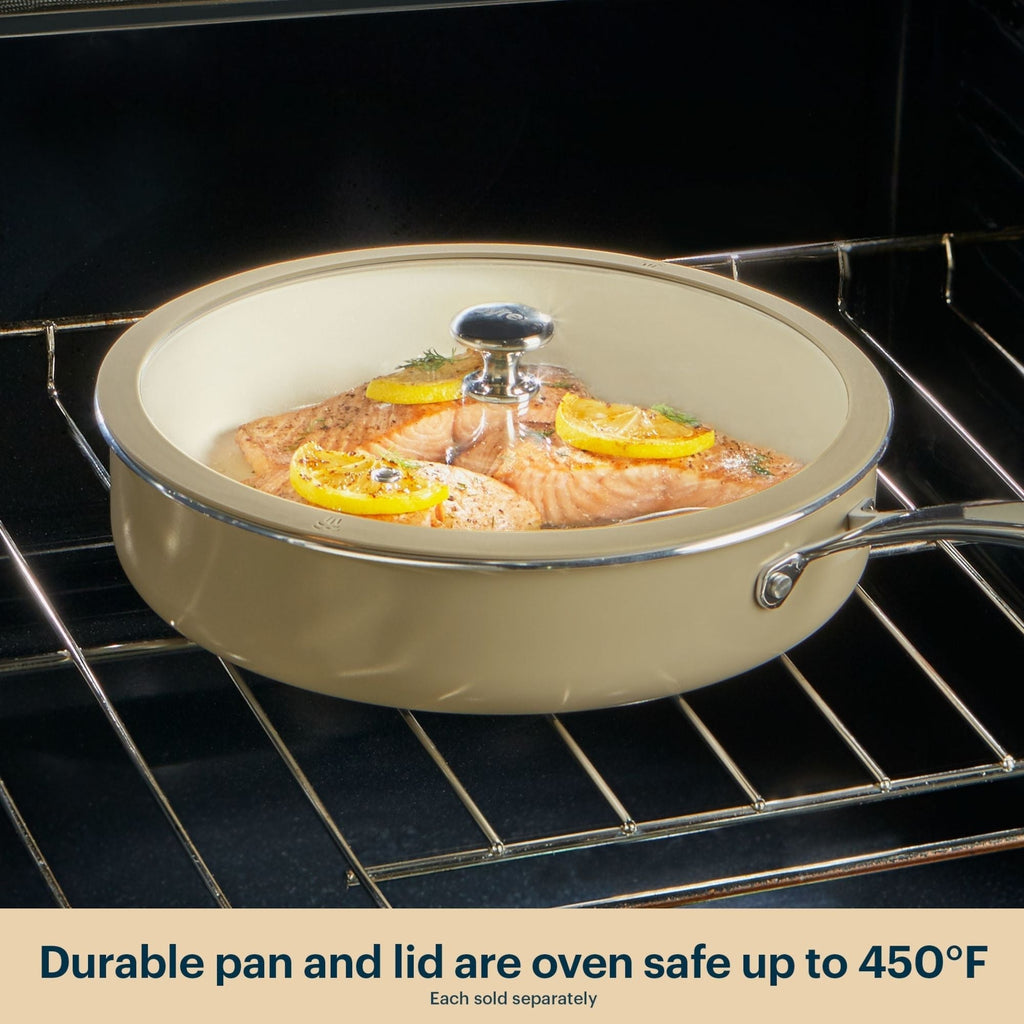 Pyrex® Ceramic Cookware 7.7-in/2qt Saucepan with Lid