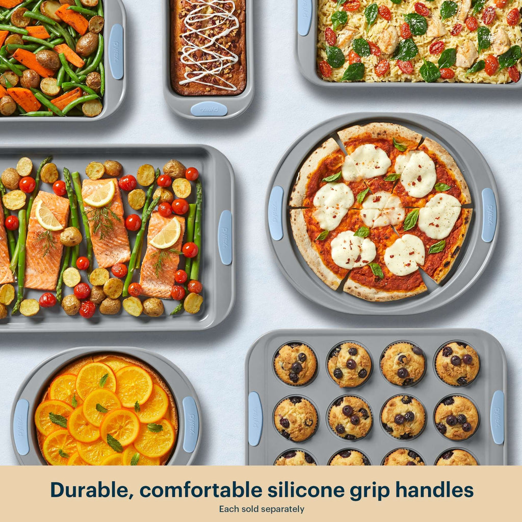 Pyrex® Metal Bakeware 3-Piece Set in Cerulean