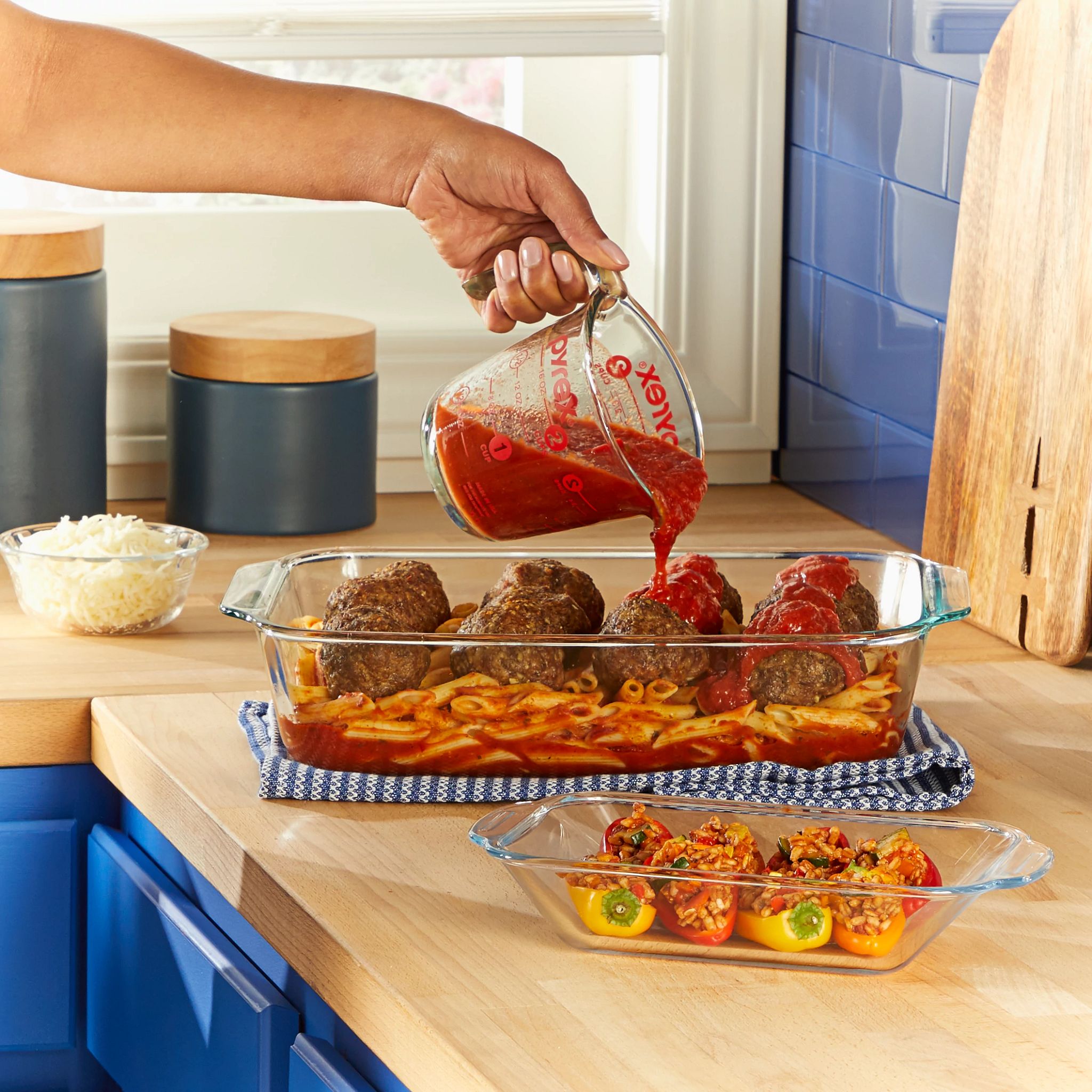 Pyrex® 9" x 13" Deep Oblong Baking Dish