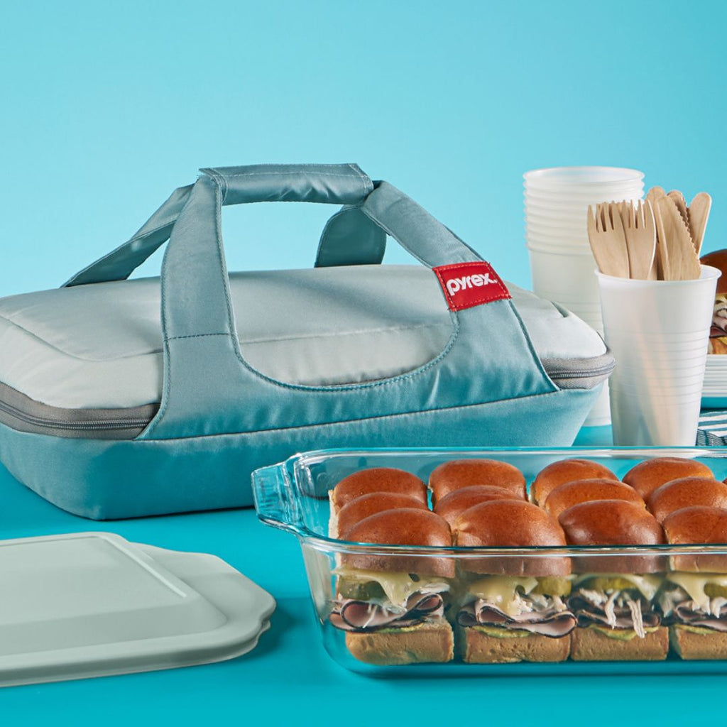 Pyrex® Deep Portable 4-piece Glass Baking Dish Set Portable Set, Green Sage Lid